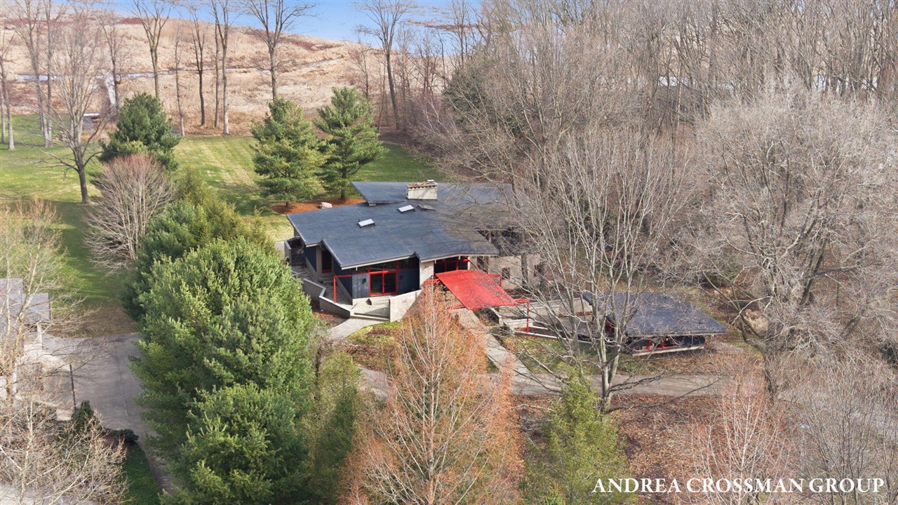 6465 Sandhill Lane, Fennville, MI, 49408