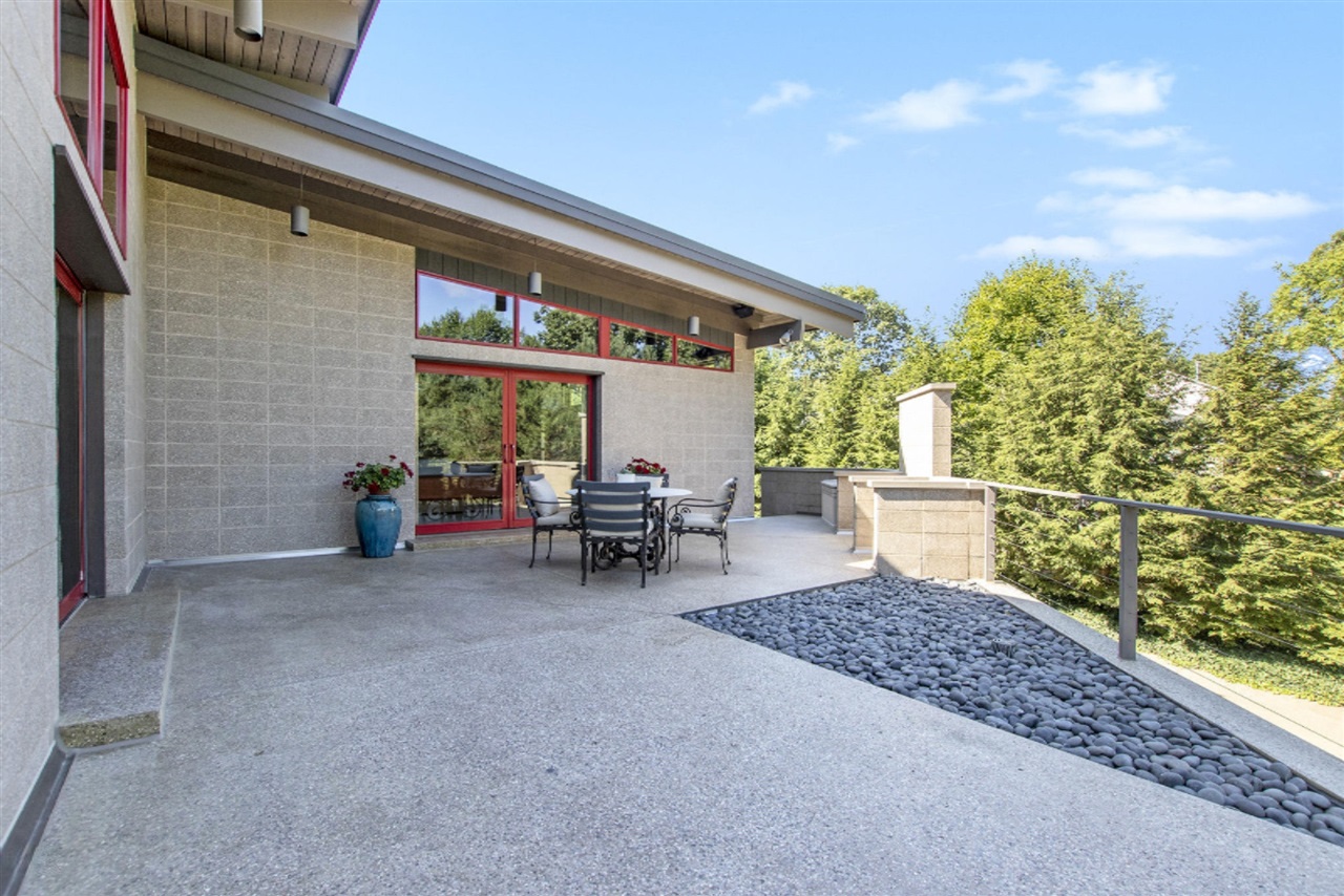 6465 Sandhill Lane, Fennville, MI, 49408