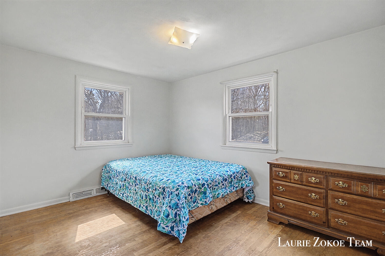 1458 10th Street, Grand Rapids, MI, 49504-3976