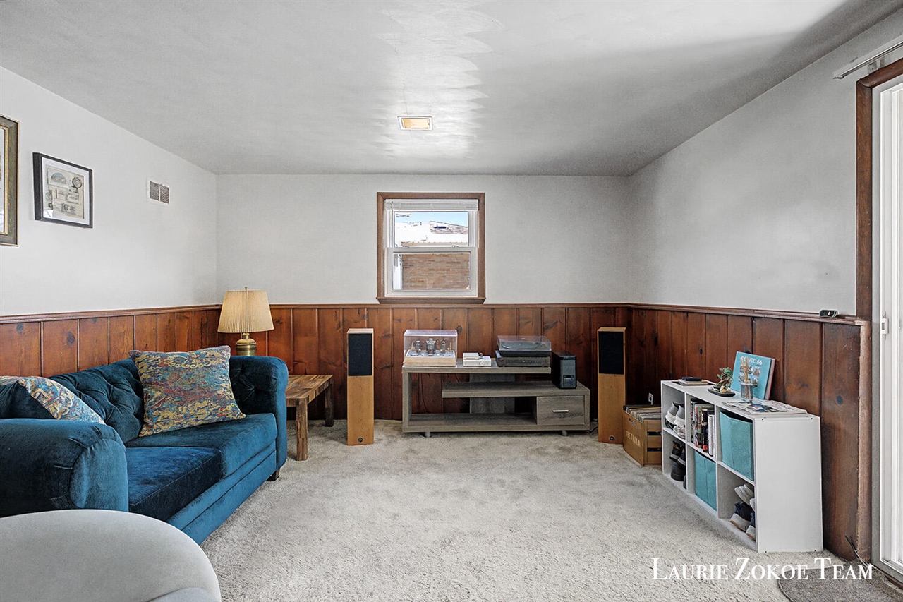 1458 10th Street, Grand Rapids, MI, 49504-3976