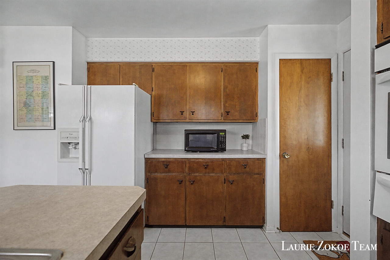 1458 10th Street, Grand Rapids, MI, 49504-3976