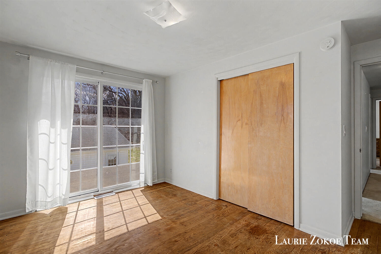 1458 10th Street, Grand Rapids, MI, 49504-3976