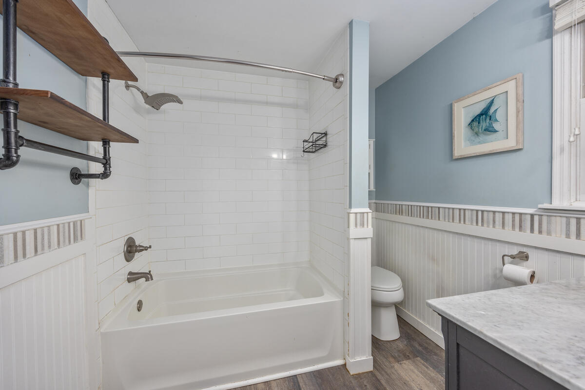 4665 Westshire Drive, Comstock Park, MI, 49321-9324