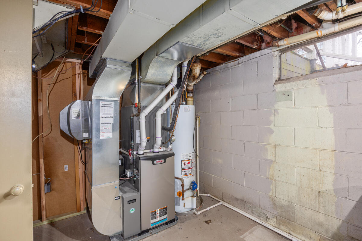 4665 Westshire Drive, Comstock Park, MI, 49321-9324