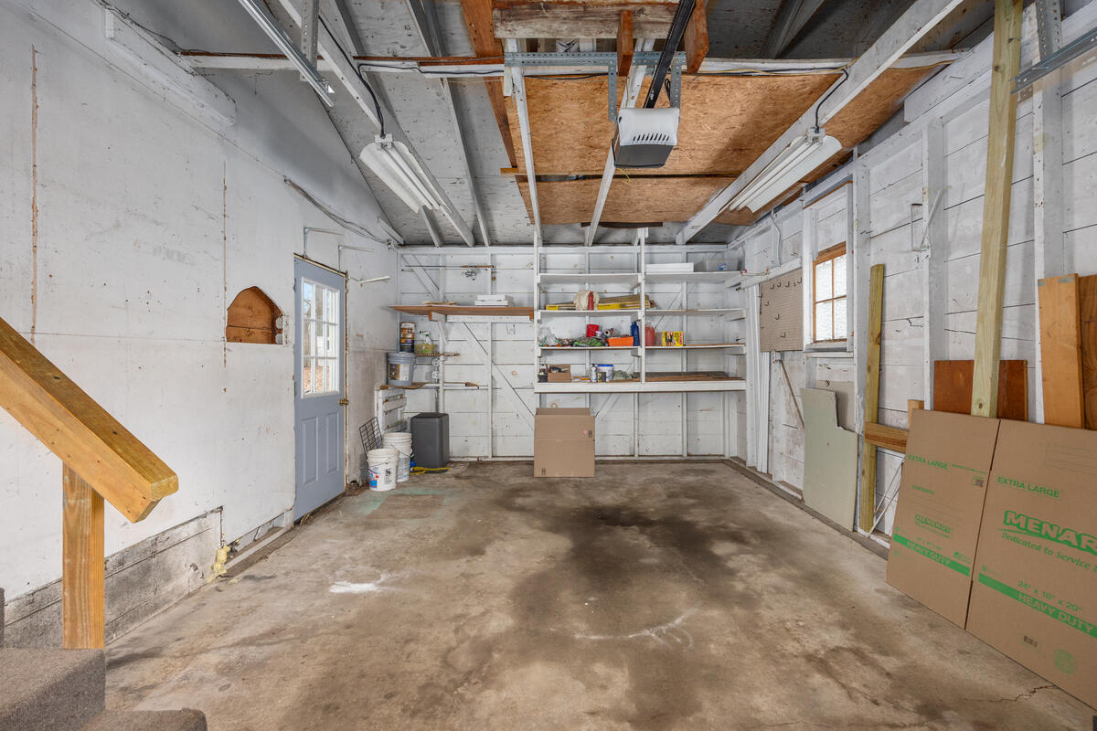 4665 Westshire Drive, Comstock Park, MI, 49321-9324