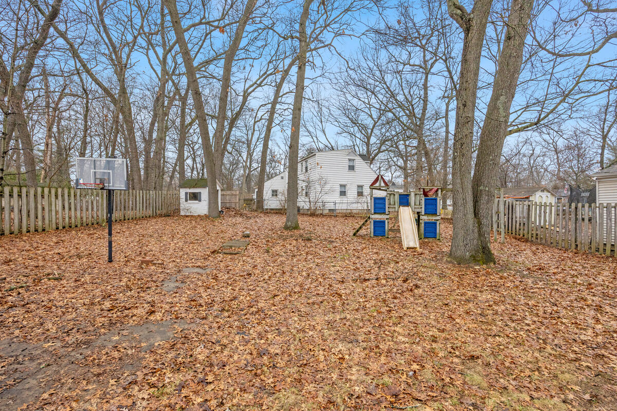 4665 Westshire Drive, Comstock Park, MI, 49321-9324