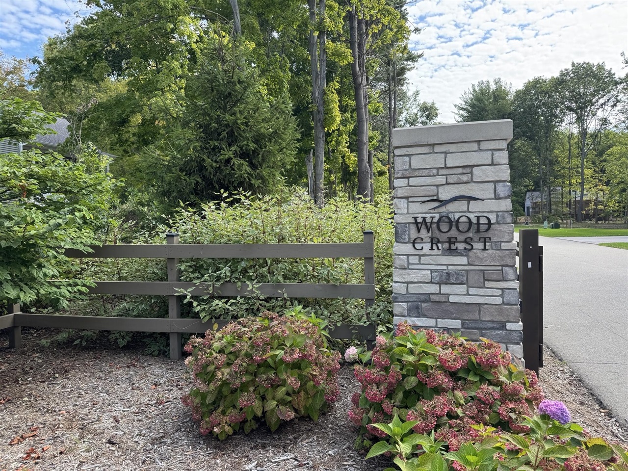 14606 Crest View Court photo 8