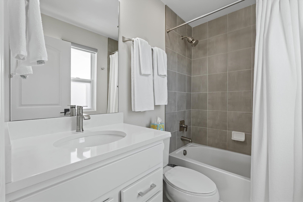 47675 Alden Terrace, Northville, MI, 48168-2612