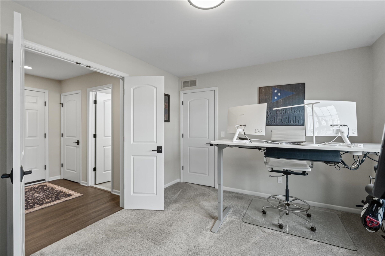 47675 Alden Terrace, Northville, MI, 48168-2612