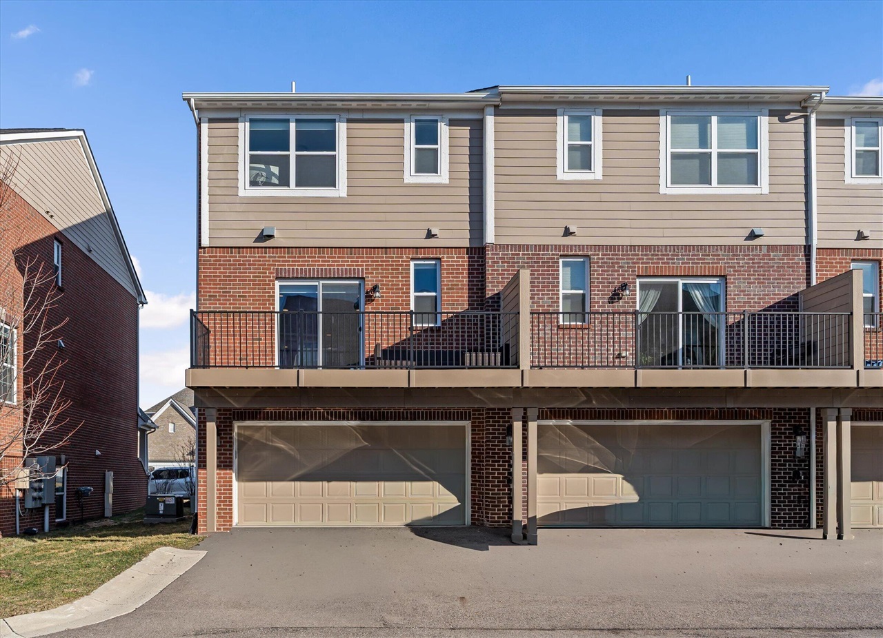 47675 Alden Terrace, Northville, MI, 48168-2612