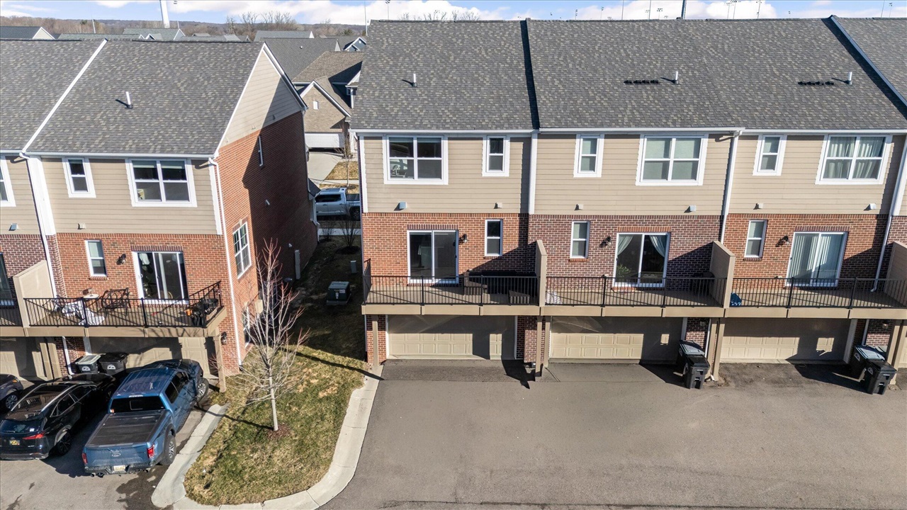 47675 Alden Terrace, Northville, MI, 48168-2612