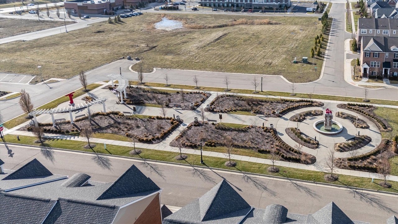 47675 Alden Terrace, Northville, MI, 48168-2612