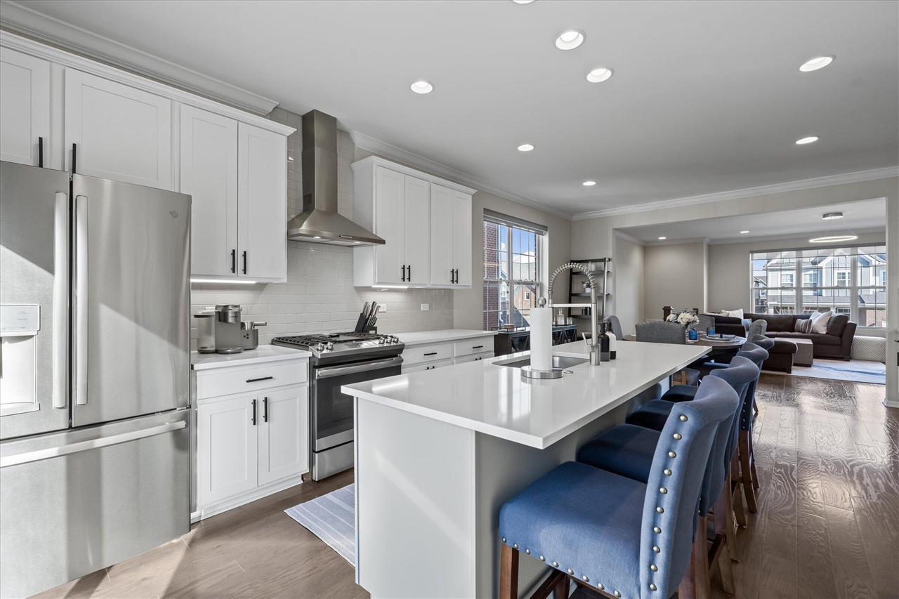 47675 Alden Terrace, Northville, MI, 48168-2612