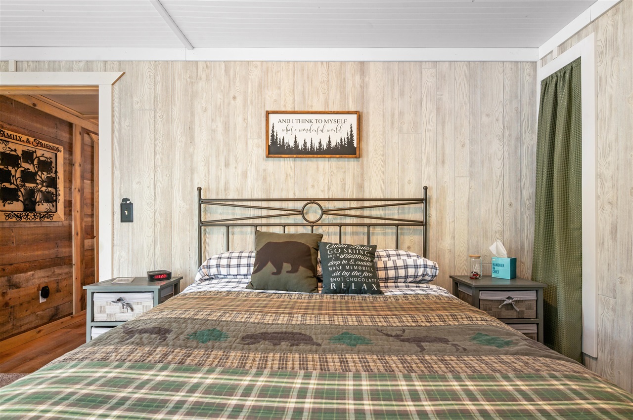 2762 W Southern Avenue, Baldwin, MI, 49304-8515