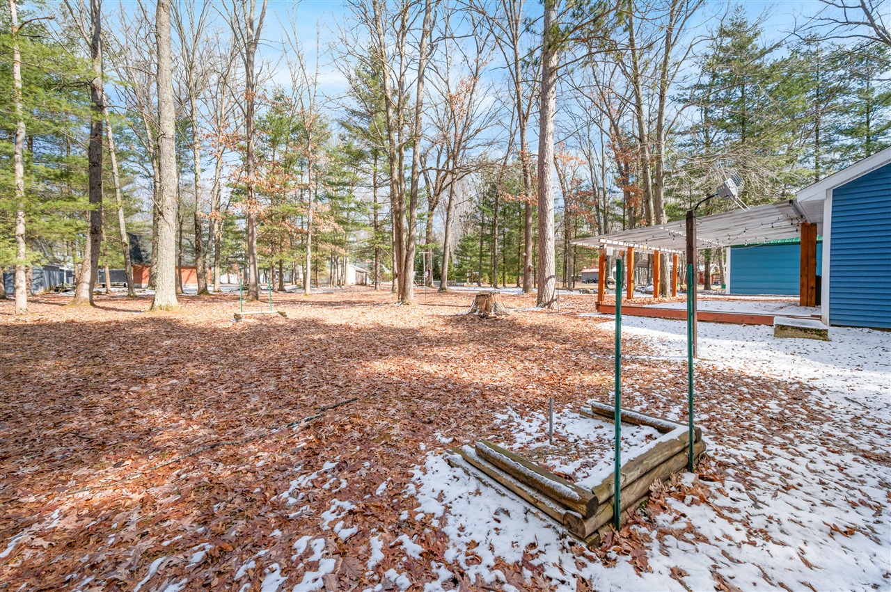 2762 W Southern Avenue, Baldwin, MI, 49304-8515