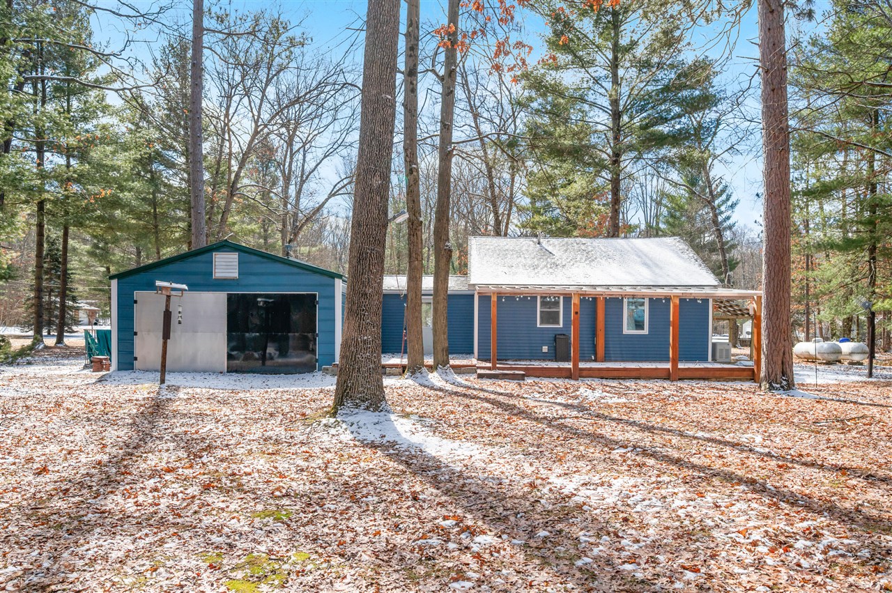 2762 W Southern Avenue, Baldwin, MI, 49304-8515