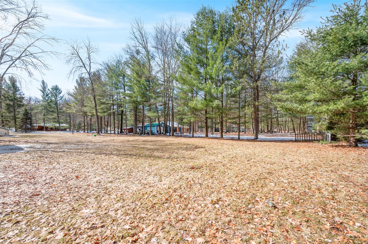 2762 W Southern Avenue, Baldwin, MI, 49304-8515