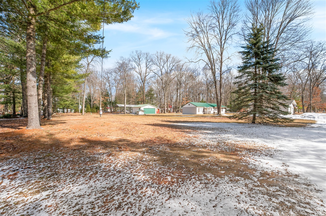 2762 W Southern Avenue, Baldwin, MI, 49304-8515