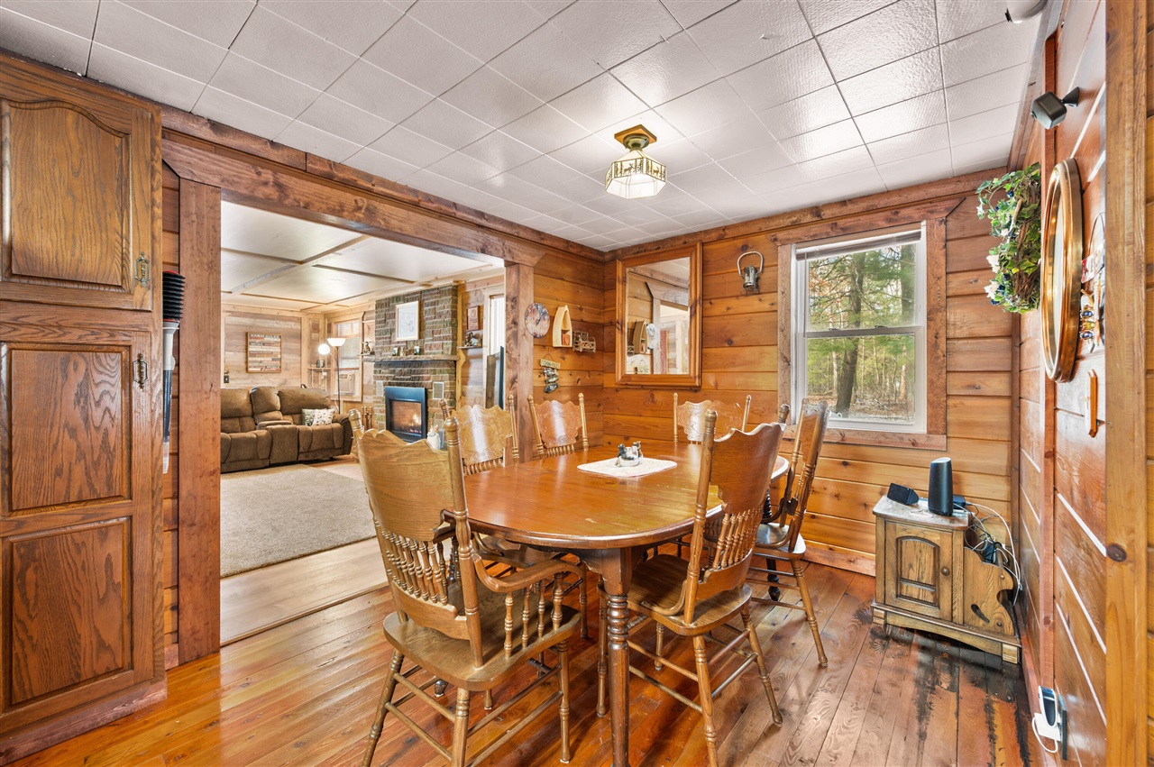 2762 W Southern Avenue, Baldwin, MI, 49304-8515