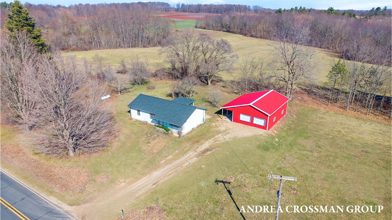 2027 64th Street, Fennville, MI, 49408