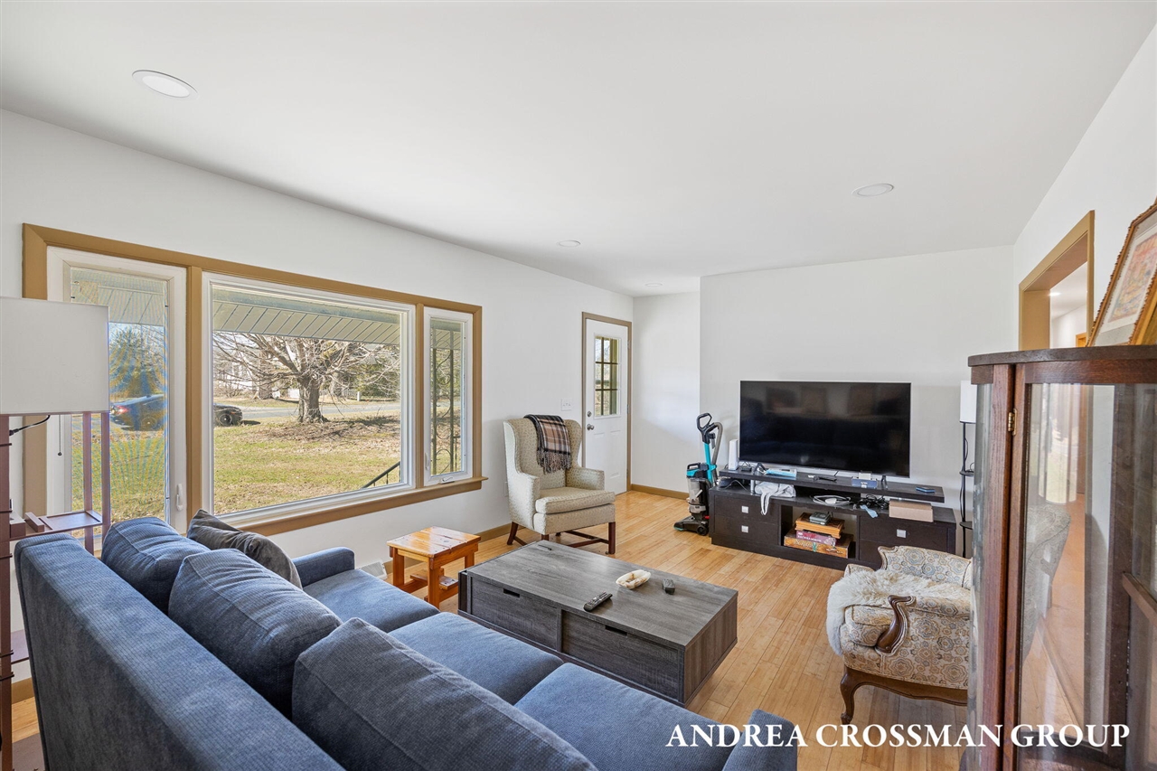 2027 64th Street, Fennville, MI, 49408