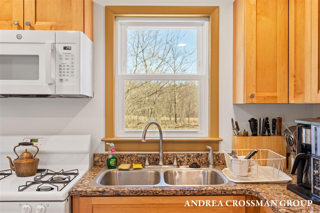 2027 64th Street, Fennville, MI, 49408