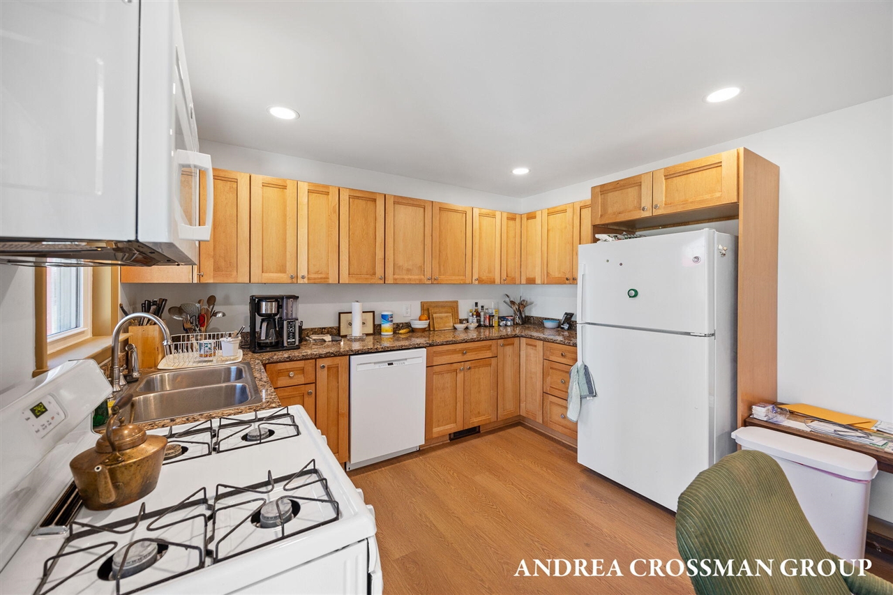 2027 64th Street, Fennville, MI, 49408