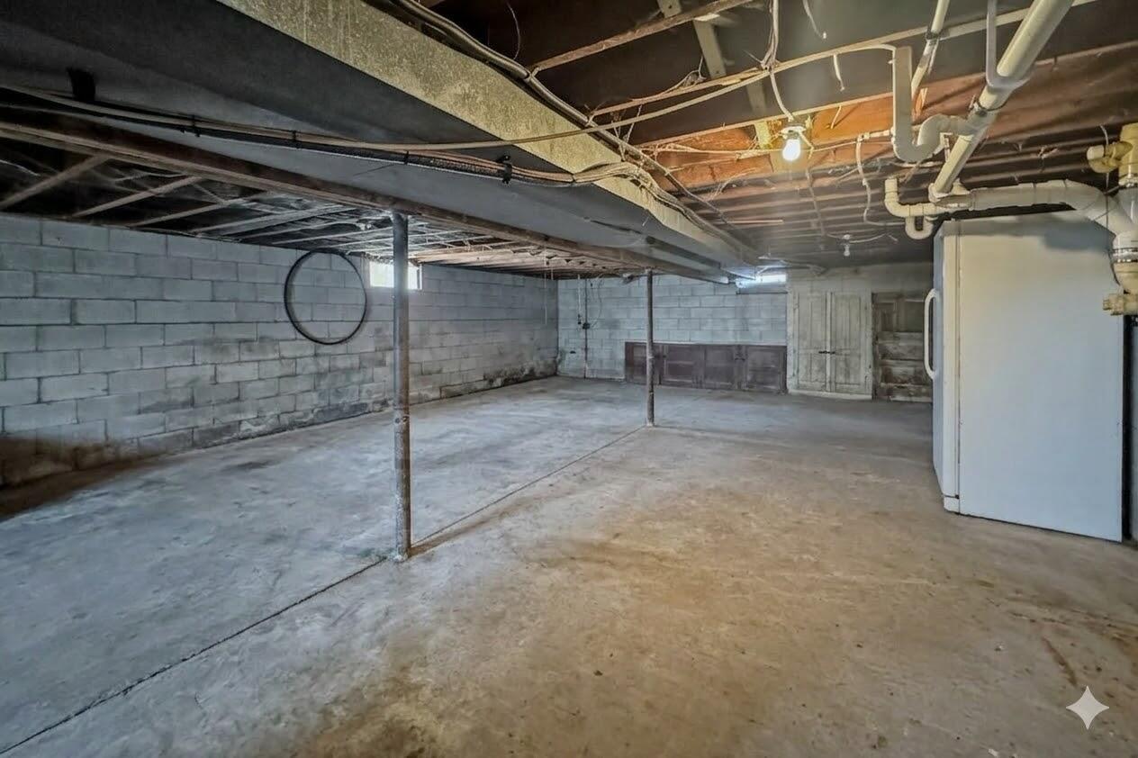 2027 64th Street, Fennville, MI, 49408