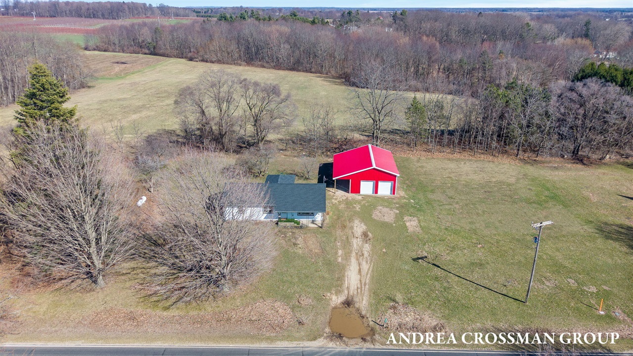 2027 64th Street, Fennville, MI, 49408