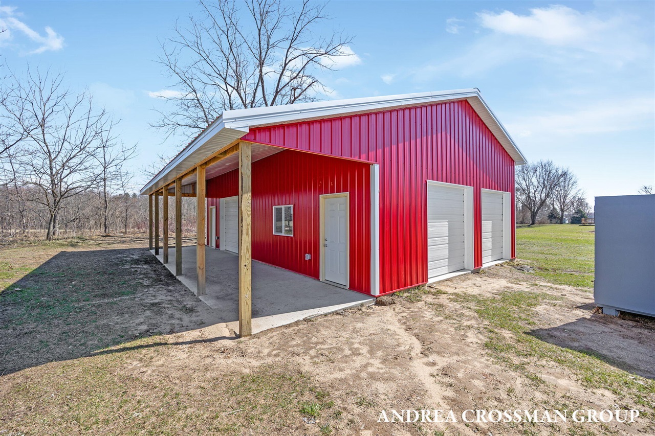 2027 64th Street, Fennville, MI, 49408