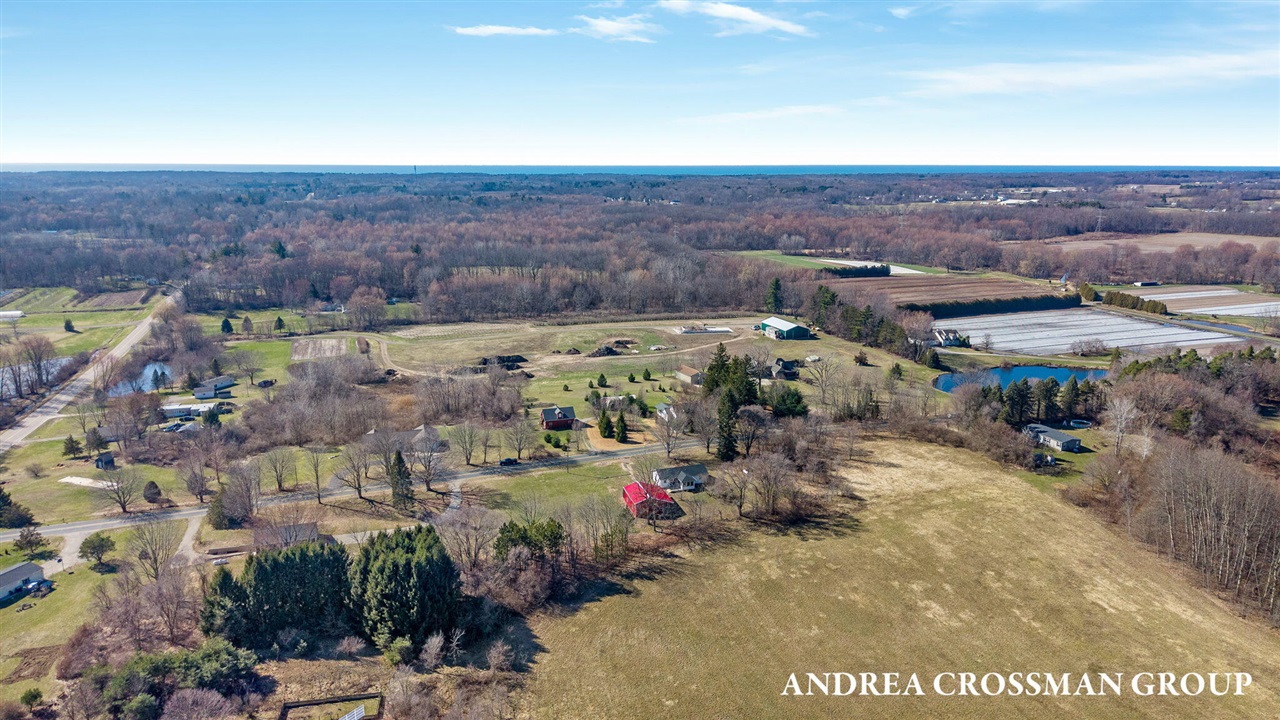 2027 64th Street, Fennville, MI, 49408