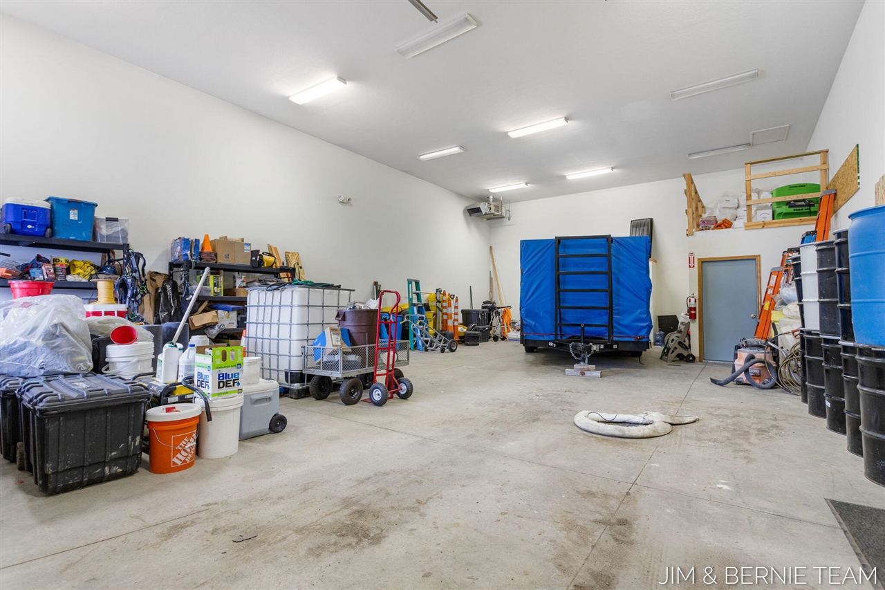 11322 E Lakewood Boulevard, Holland, MI, 49424