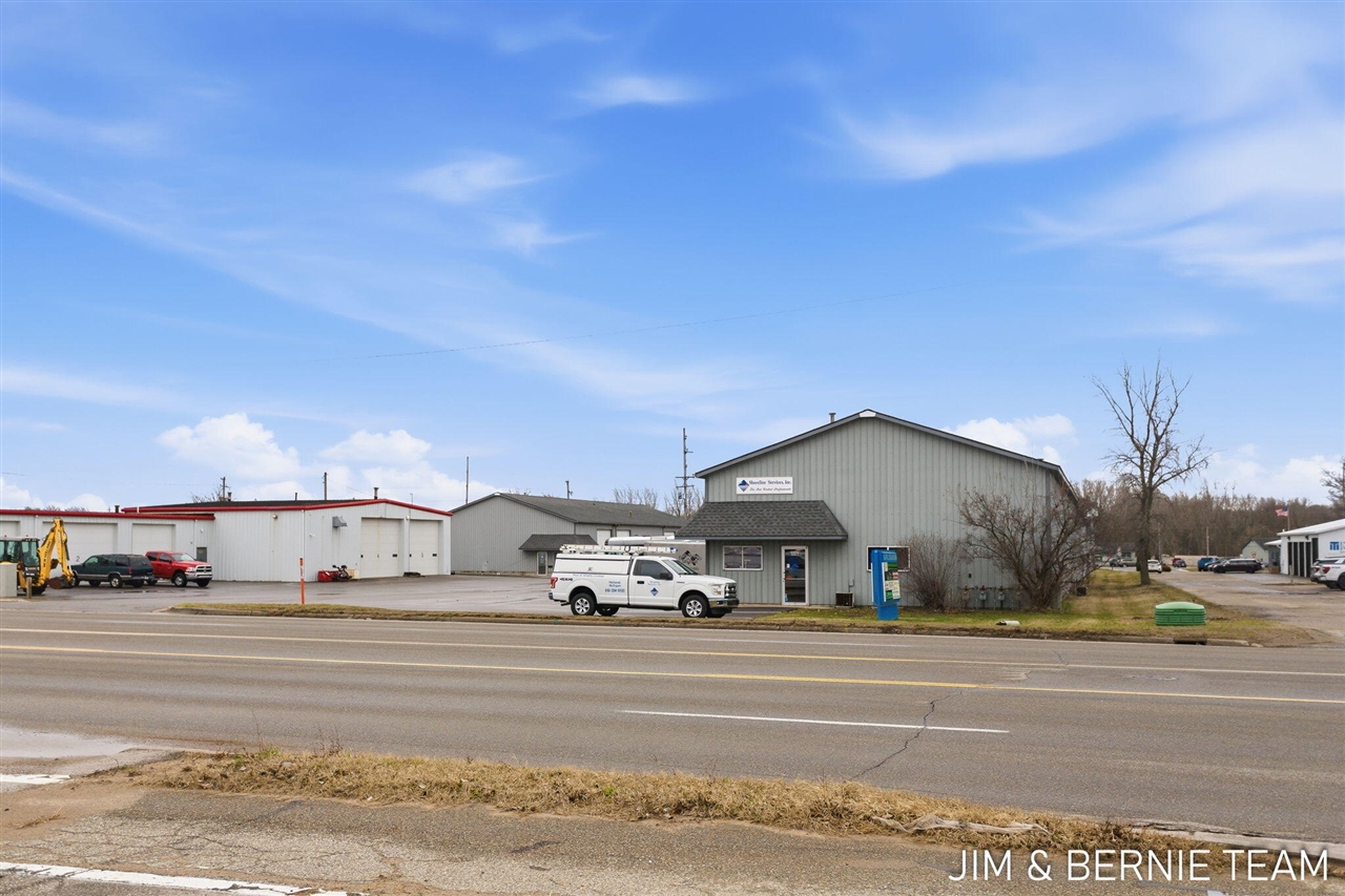 11322 E Lakewood Boulevard, Holland, MI, 49424