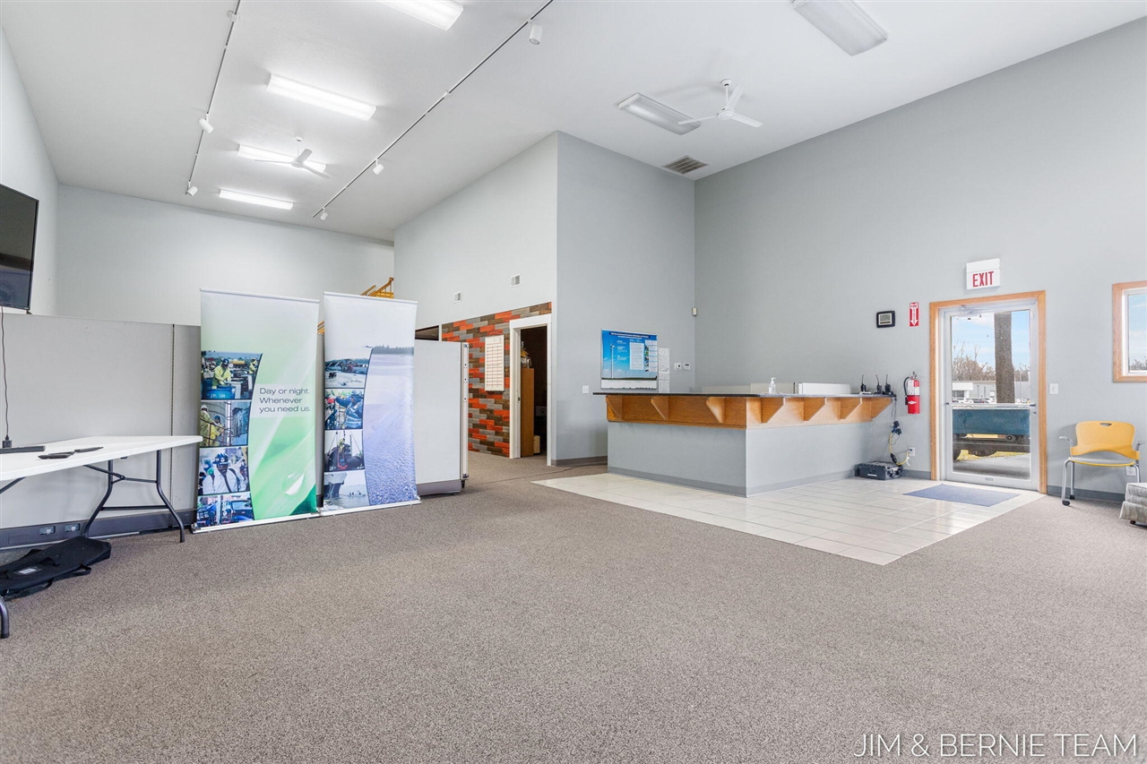 11322 E Lakewood Boulevard, Holland, MI, 49424