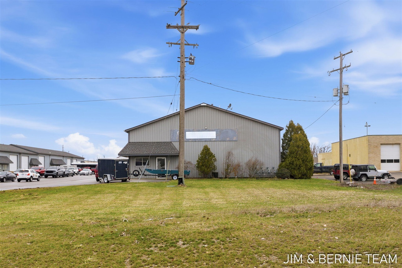 11322 E Lakewood Boulevard, Holland, MI, 49424