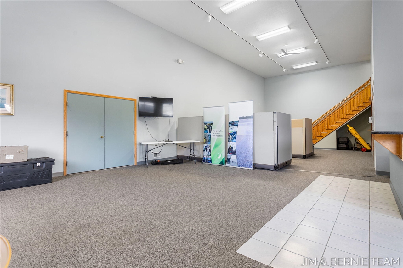 11322 E Lakewood Boulevard, Holland, MI, 49424