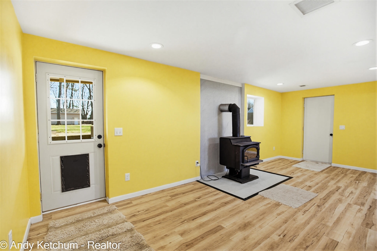 4470 Poulin Street, Norton Shores, MI, 49441