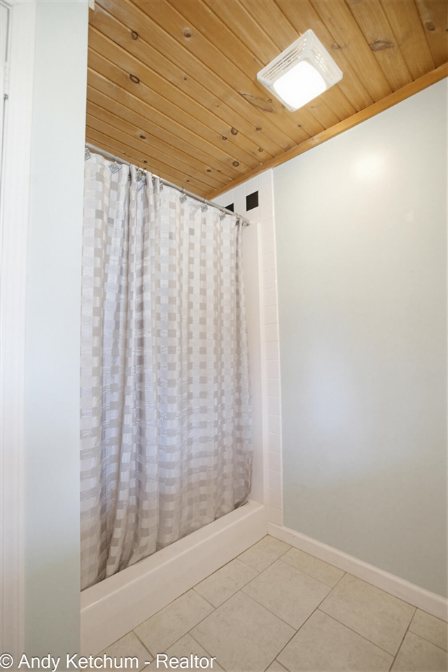 4470 Poulin Street, Norton Shores, MI, 49441