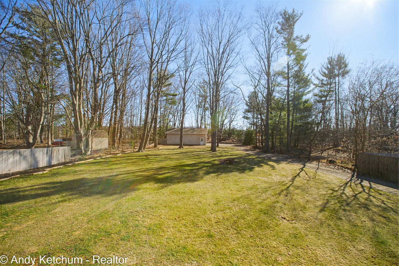 4470 Poulin Street, Norton Shores, MI, 49441