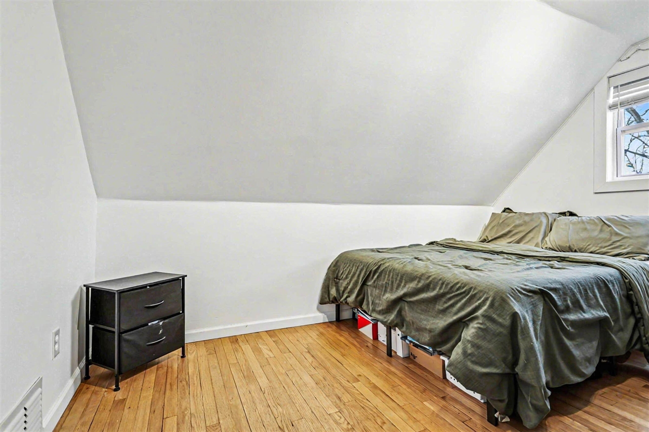 1301 Harrison Avenue, Saint Joseph, MI, 49085-1723