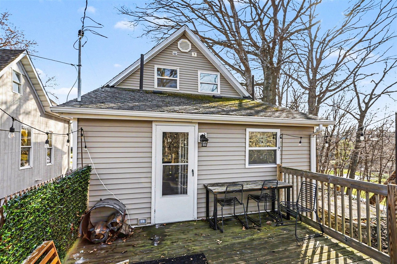 1301 Harrison Avenue, Saint Joseph, MI, 49085-1723