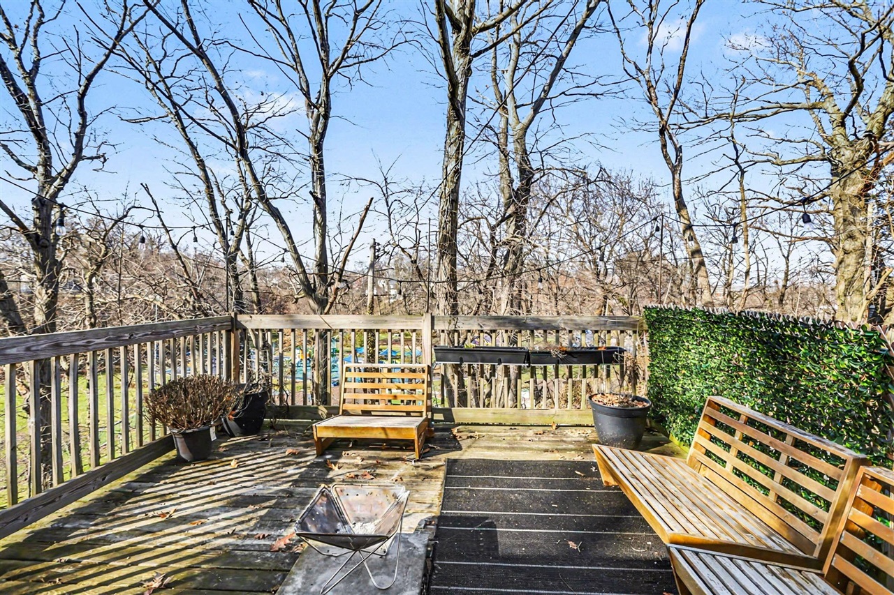 1301 Harrison Avenue, Saint Joseph, MI, 49085-1723