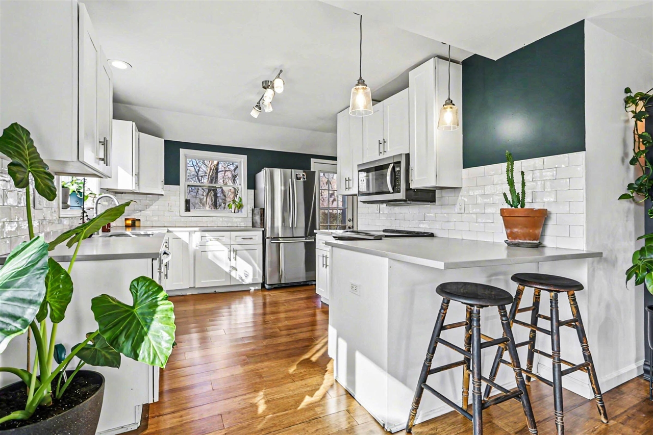 1301 Harrison Avenue, Saint Joseph, MI, 49085-1723