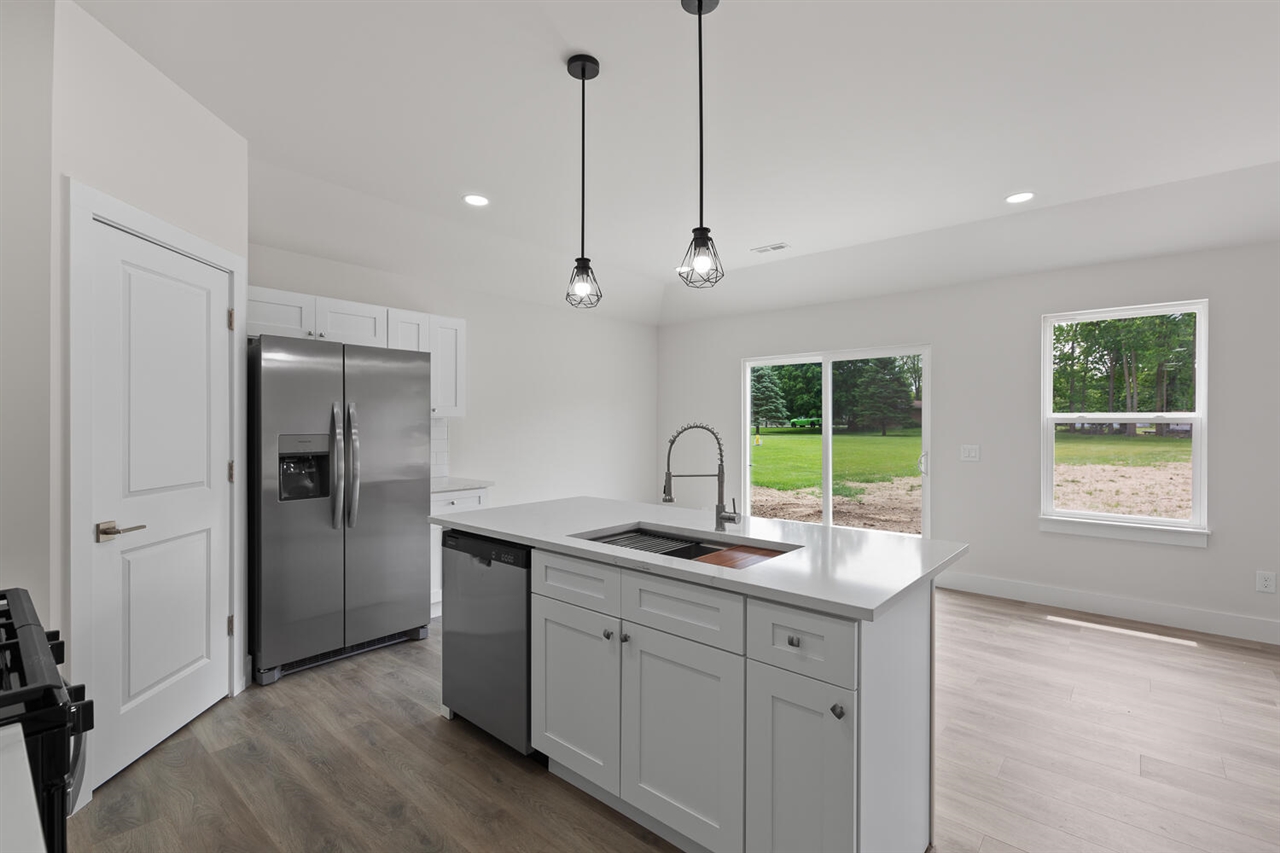 2010 Green Acres Drive, Adrian, MI, 49221