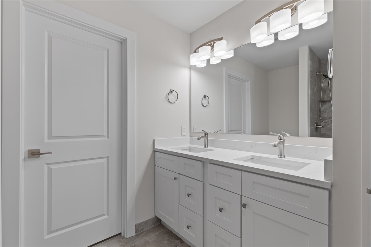 2010 Green Acres Drive, Adrian, MI, 49221