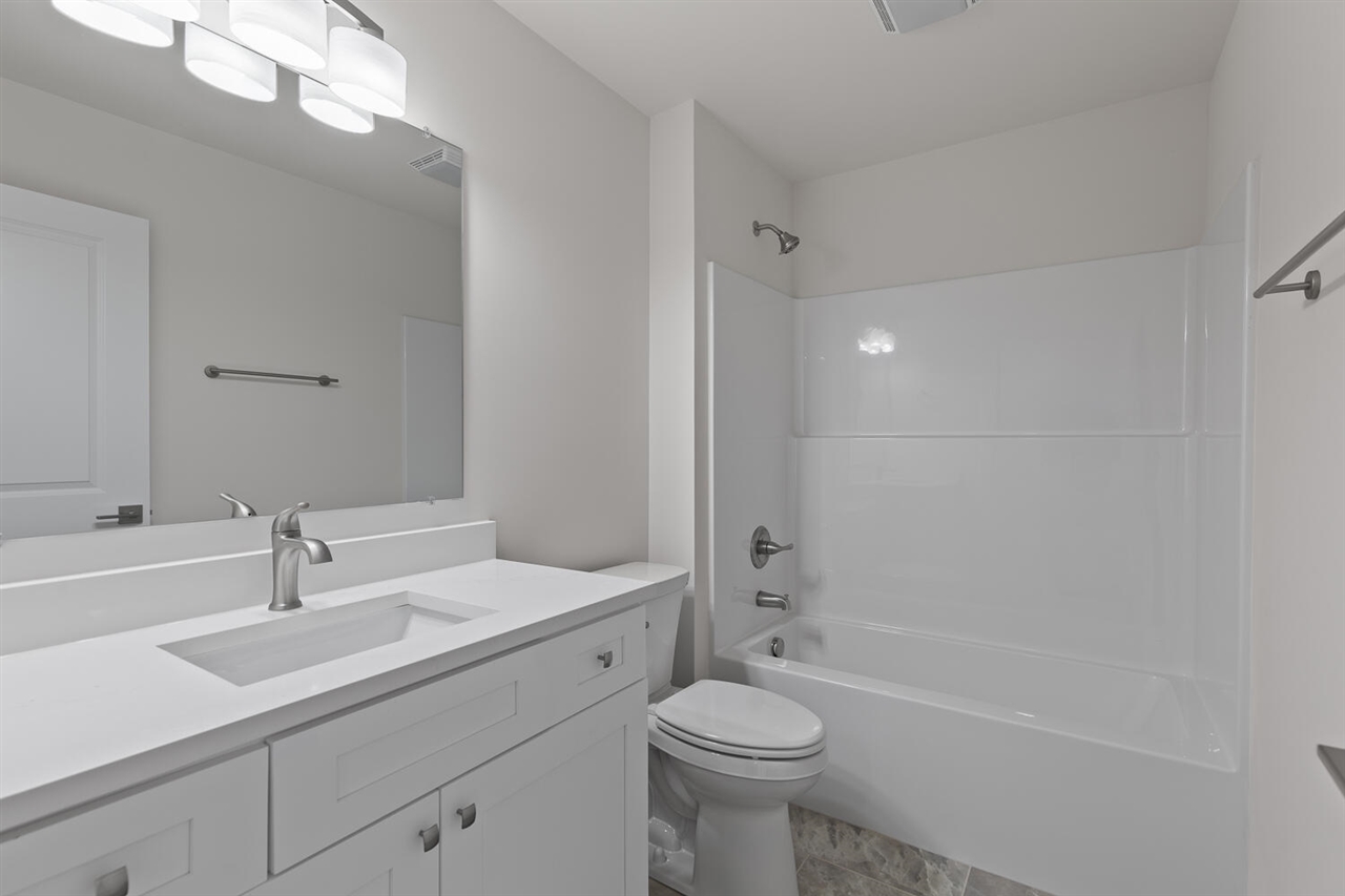 2010 Green Acres Drive, Adrian, MI, 49221