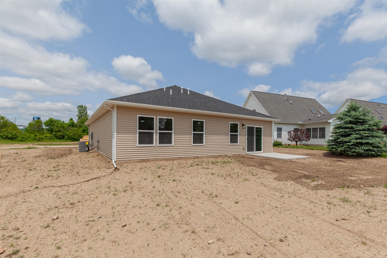 2010 Green Acres Drive, Adrian, MI, 49221