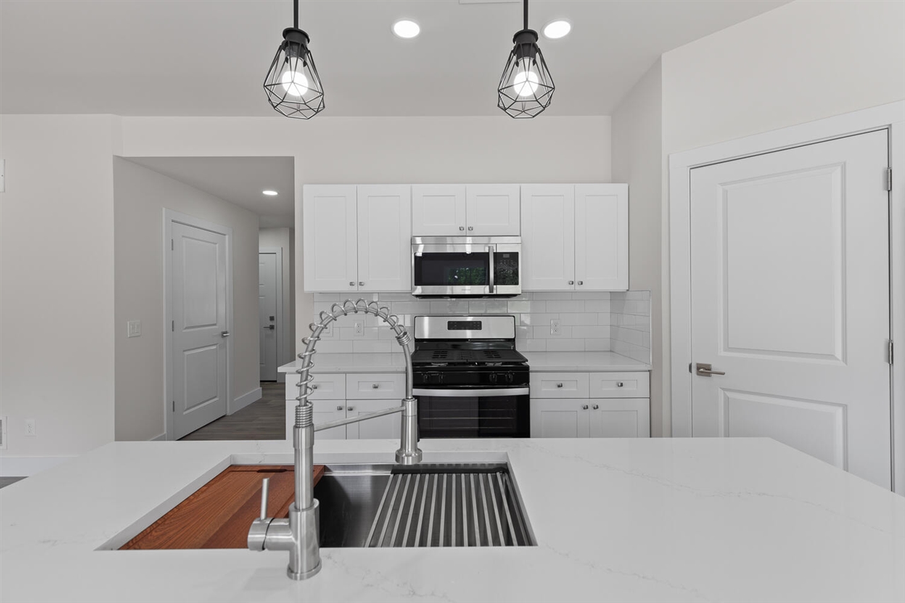 2010 Green Acres Drive, Adrian, MI, 49221