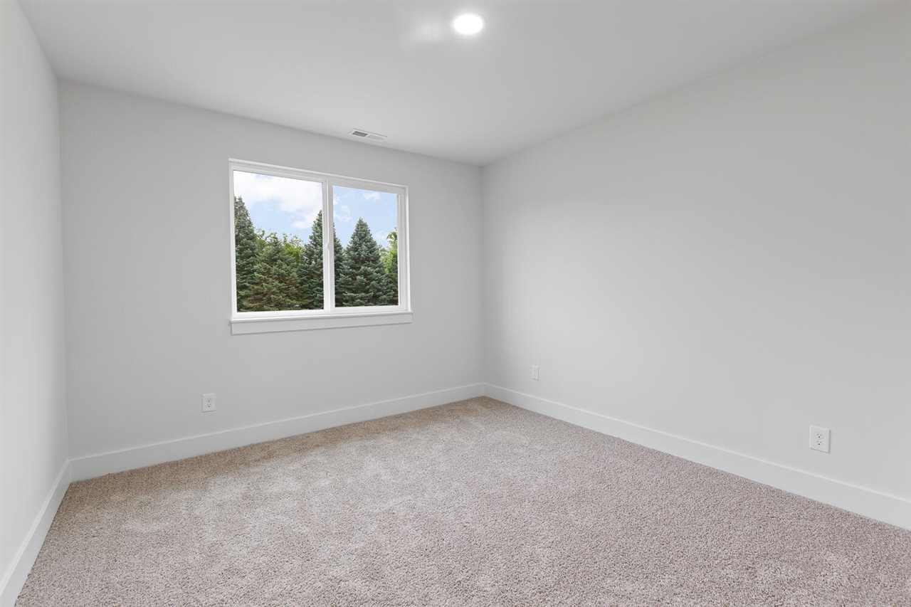 2004 Green Acres Drive, Adrian, MI, 49221