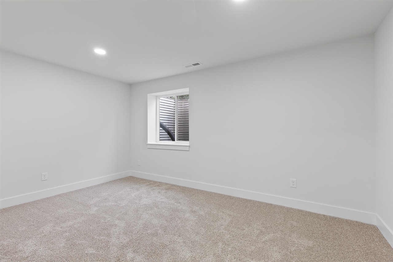 2004 Green Acres Drive, Adrian, MI, 49221